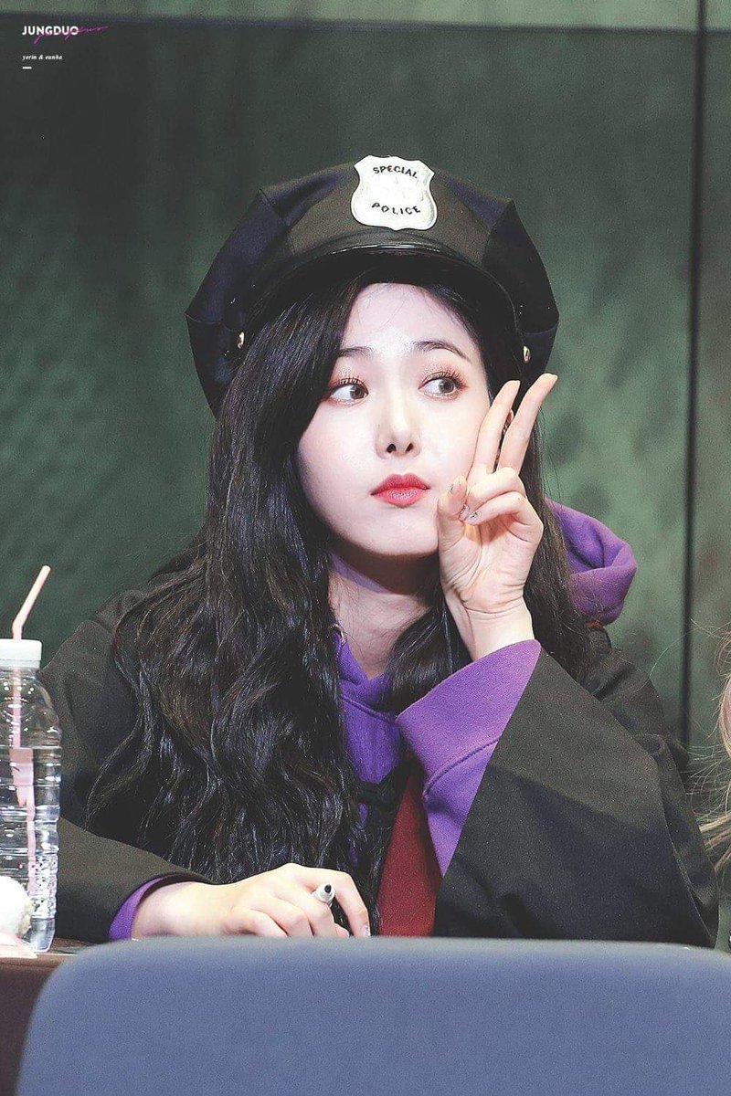 sinblooks's tweet photo. 190120 #신비 

abracadabra! i will punish you! 🌌

                                    *✧ jungduo https://t.co/2i0cPdsE21