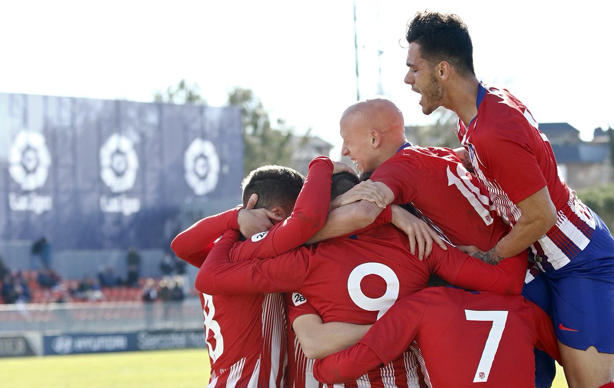 ⏱ 90+3' | 3-2 | ¡FINAL, FINAL, FINAL EN LA CIUDAD DEPORTIVA! Nuestro equipo vence a Unionistas en la última jugada del partido y prolonga su buena dinámica 🔴⚪️🔴
#AúpaAtleti