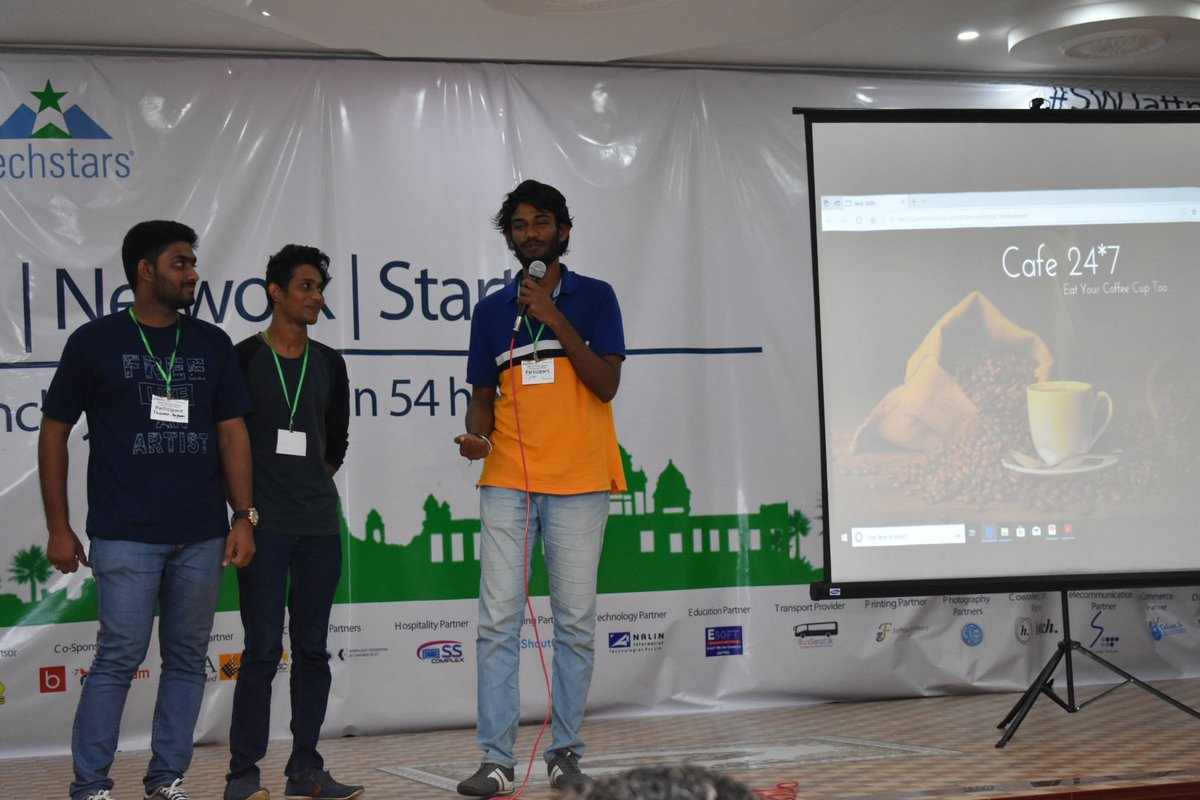 SWSrilanka's tweet photo. Here's team Café 24x7 pitching their startup #SWJaffnaV3 #Café24x7 https://t.co/t9Vu72H8cE