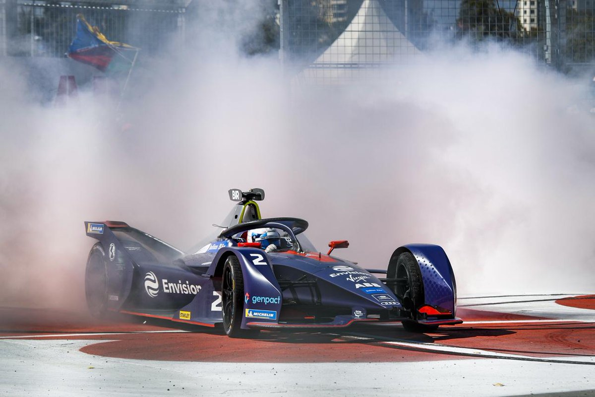 ABBenChile's tweet photo. Revive la #ABBFormulaE #SantiagoEPrix con estas imágenes de una jornada espectacular. Gracias por compartir este momento con @ABBgroupnews #electromovilidad https://t.co/sSvdKka2RL