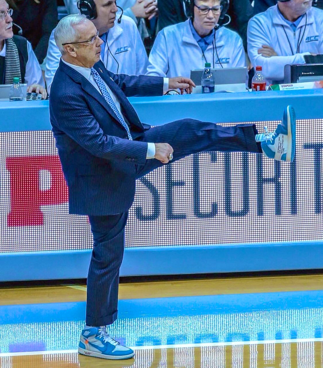 Roy williams off white clearance jordans