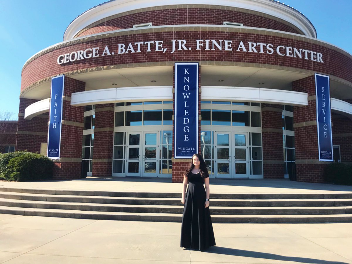 SWRHSChorus's tweet image. Freshman Ashlyn Holleman, Soprano I in the SWRHS Choral Program, participated this weekend in the 9th-10th Select Honor Choir at Wingate University. This is the first time in school history a SWR student participated in this prestigious festival! Congratulations, Ashlyn! ♥︎