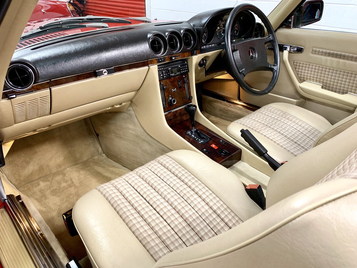 VibedClassics's tweet photo. AVAILABLE NOW 😍 1987 Mercedes-Benz 420 SL Only 55k genuine fully documented miles and 2 previous owners 😊 Not To Be Missed, full details and pictures @ https://t.co/Bk8xL1cQ3w #classiccars #classicmercedes #mercedessl #mercedesclassic #mercedesbenz https://t.co/vT0hV9dDKR