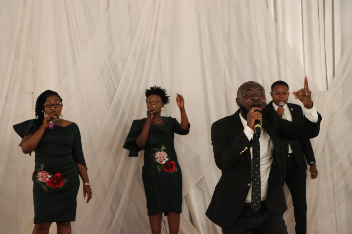 transformercc's tweet photo. Hapenning now: @AvodahT ministering : " I TRUST YOU"
#TTCService
#OutstandingMiracles https://t.co/NIq3OhT2Uy