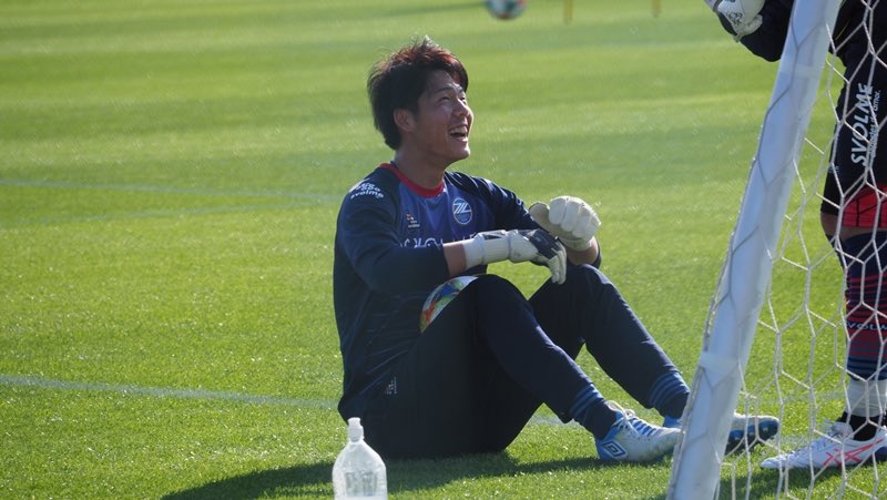 渡辺健太 沖縄キャンプ 一次キャンプ終了 次は宮崎キャンプ いい環境でサッカーできるって最高です 二次キャンプも頑張ります Fc町田ゼルビア Gk 渡辺健太