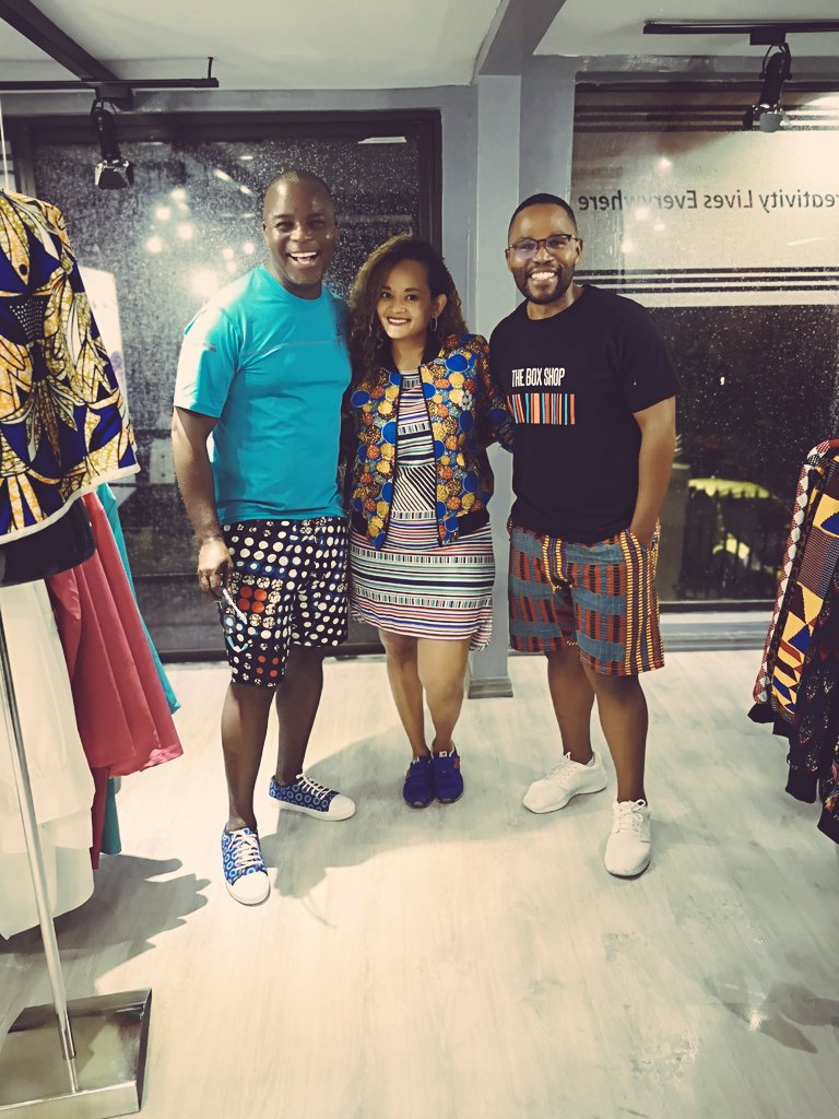 @thebeikalafeng decided to visit us at  #theboxshopmidrand . We have been communicating for over a year and never met. What was to be a short visit turned out to be a journey into the mind of a branding wizard.
Ta Bra T. #branding #Africa #Brands #buylocal #BlackBusiness