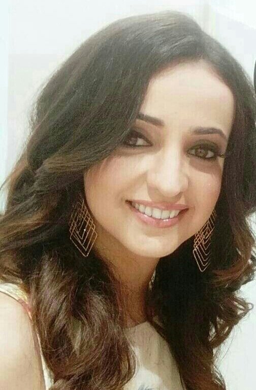 Zi8uoUBn3GweJxo's tweet photo. I Nominate #SANAYA IRANI of #INDIA for
#100MostBeautifulWomen2018
#TBWORLD2018 https://t.co/62vS5orip1