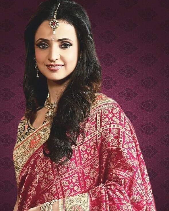 Zi8uoUBn3GweJxo's tweet photo. I Nominate #SANAYA IRANI of #INDIA for
#100MostBeautifulWomen2018
#TBWORLD2018 https://t.co/62vS5orip1