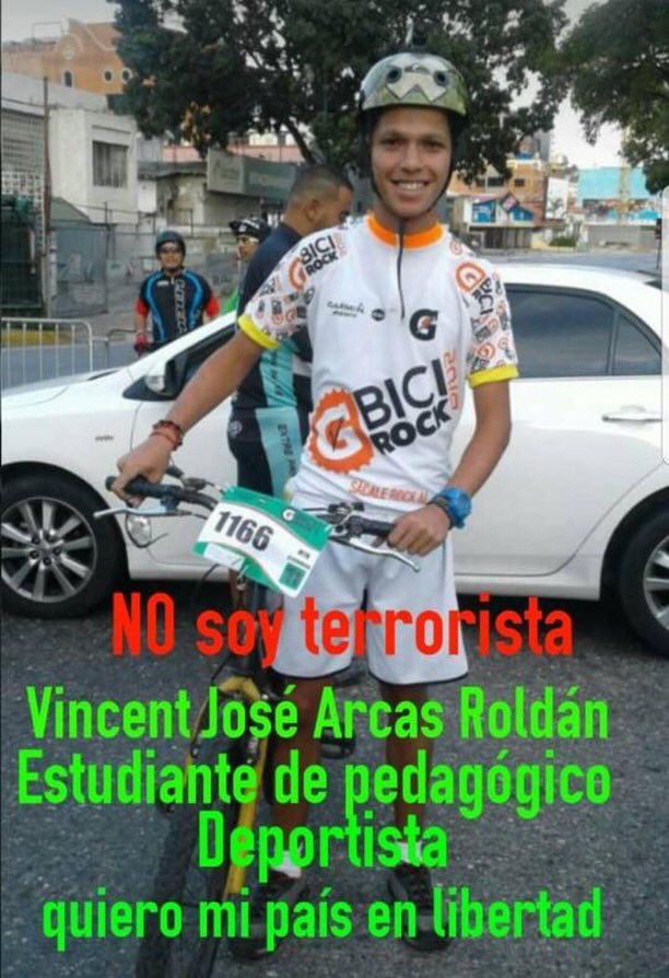 Aaron Roldan (@AaronRoldan) | Twitter