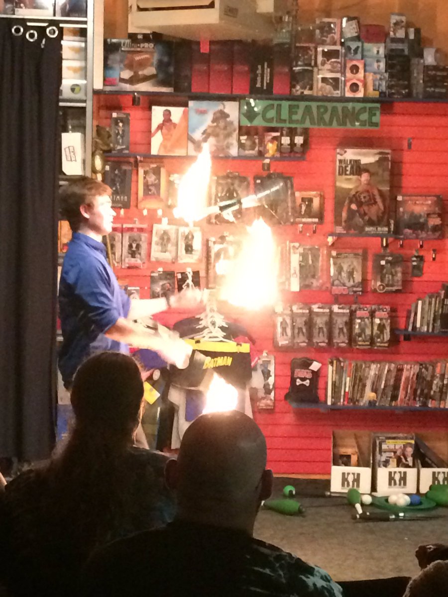 acrosby777's tweet photo. Wow! What a night. Thanks @HHComics for another memorable party! Awesome art by @fionastaples ! Fire juggling, burlesque dancers, so much music and Jay got to play the drums! #HH4Ever https://t.co/Y7oMbANKIH