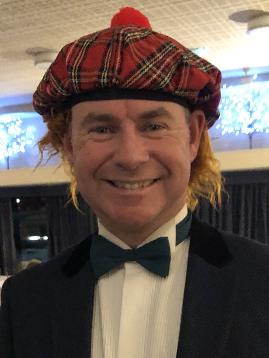 A wee Bonnie evnin wi ma <a href="/StRichardsHosp/">St Richard's Hospice</a> mets an Rabbie #BurnsNight2019