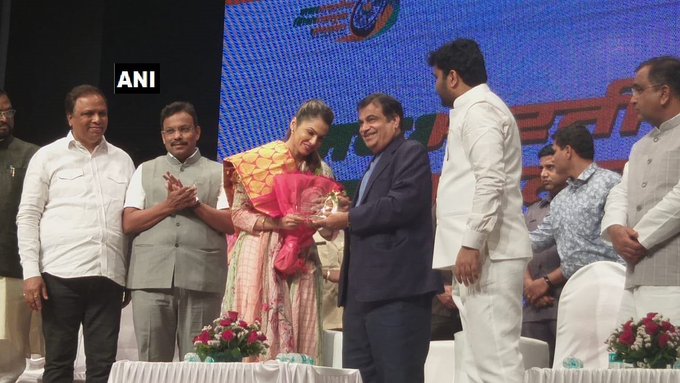 View image on Twitter