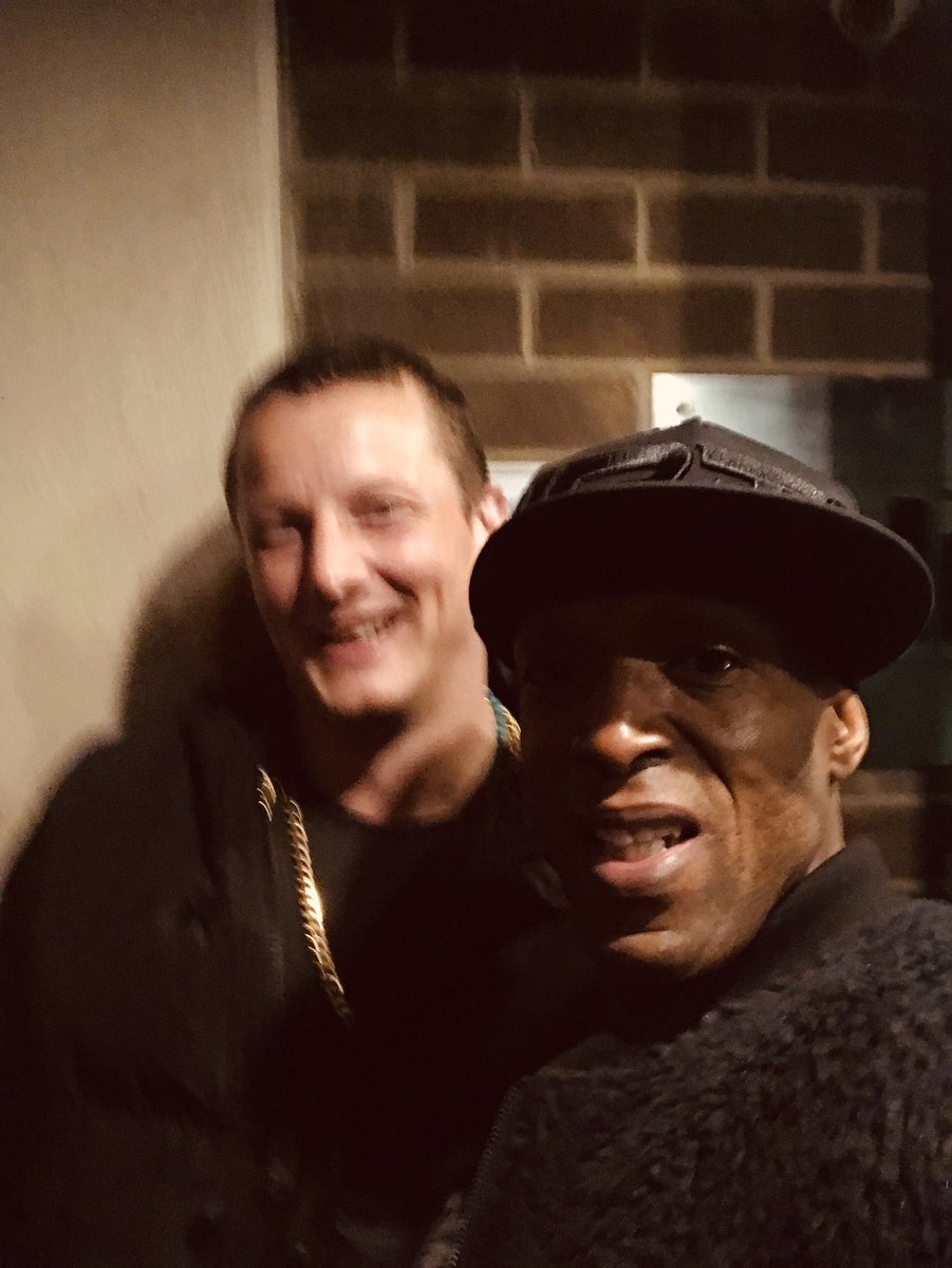Bassline Smith (@basslinesmith) on Twitter photo Shouts to the <a href="/MetropolisUK/">Metropolis</a> Crew.... Leeds was popping!
Big up <a href="/wilfprophecy/">Wilf Prophecy</a> <a href="/DJSILVERUK/">NORTH BASE</a> <a href="/NORTHBASEUK/">NORTH BASE</a> π₯π₯π₯ Shouts to the <a href="/MetropolisUK/">Metropolis</a> Crew.... Leeds was popping!
Big up <a href="/wilfprophecy/">Wilf Prophecy</a> <a href="/DJSILVERUK/">NORTH BASE</a> <a href="/NORTHBASEUK/">NORTH BASE</a> π₯π₯π₯