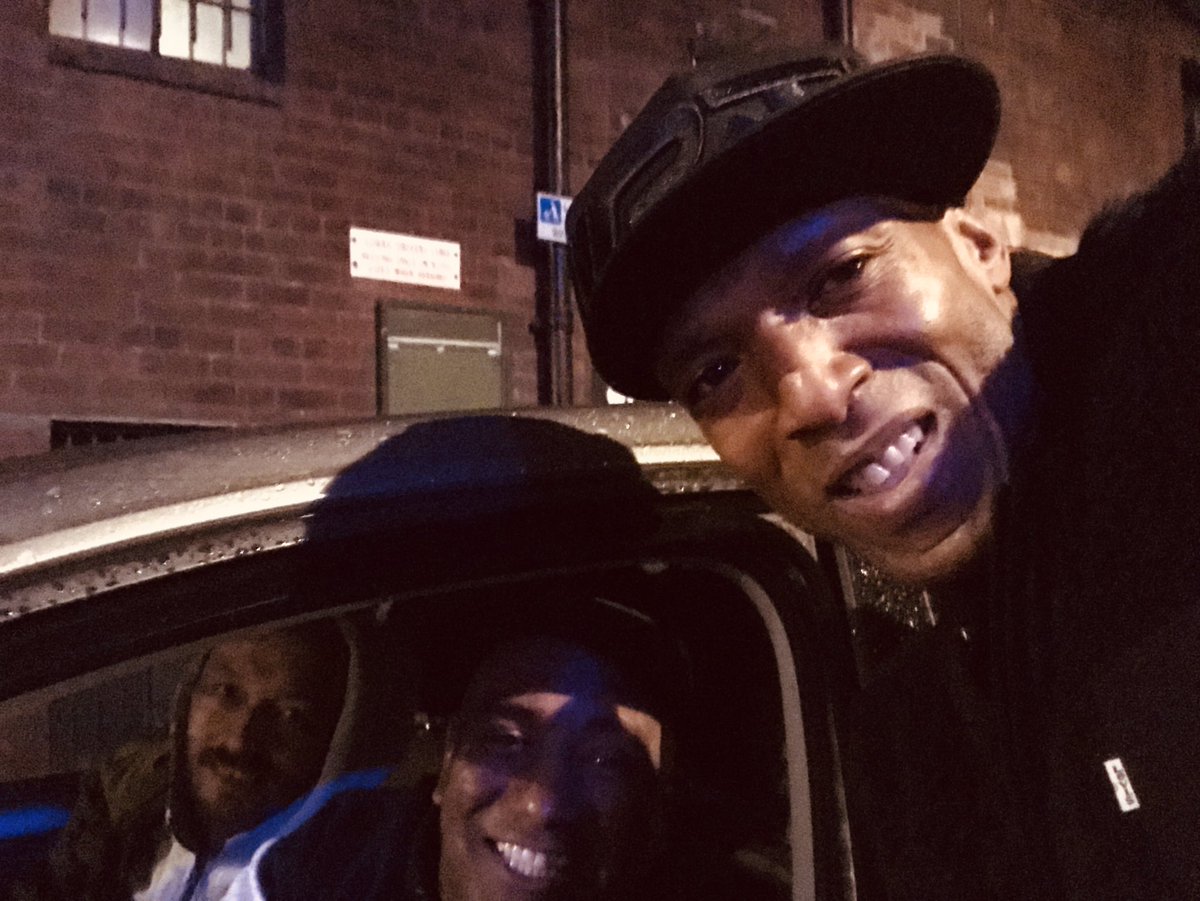 basslinesmith's tweet image. Shouts to the @MetropolisUK Crew.... Leeds was popping! 
Big up @wilfprophecy @DJSILVERUK @NORTHBASEUK 🔥🔥🔥