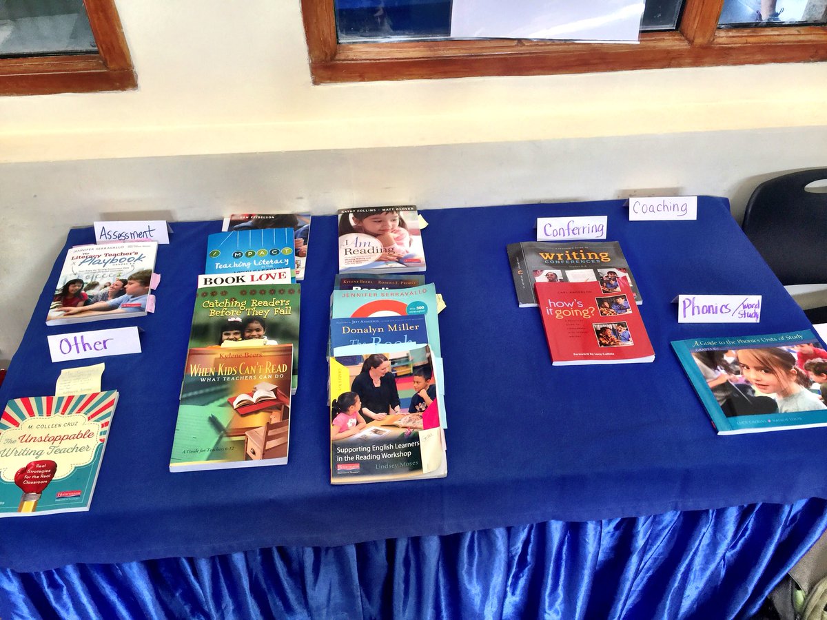 KristaMcGowan14's tweet photo. Our cohort was tasked with bringing in a recently read PD book around literacy. Great titles! #ilcc #ilcc2019 #nesa #nesachat https://t.co/nSyERcGvjk