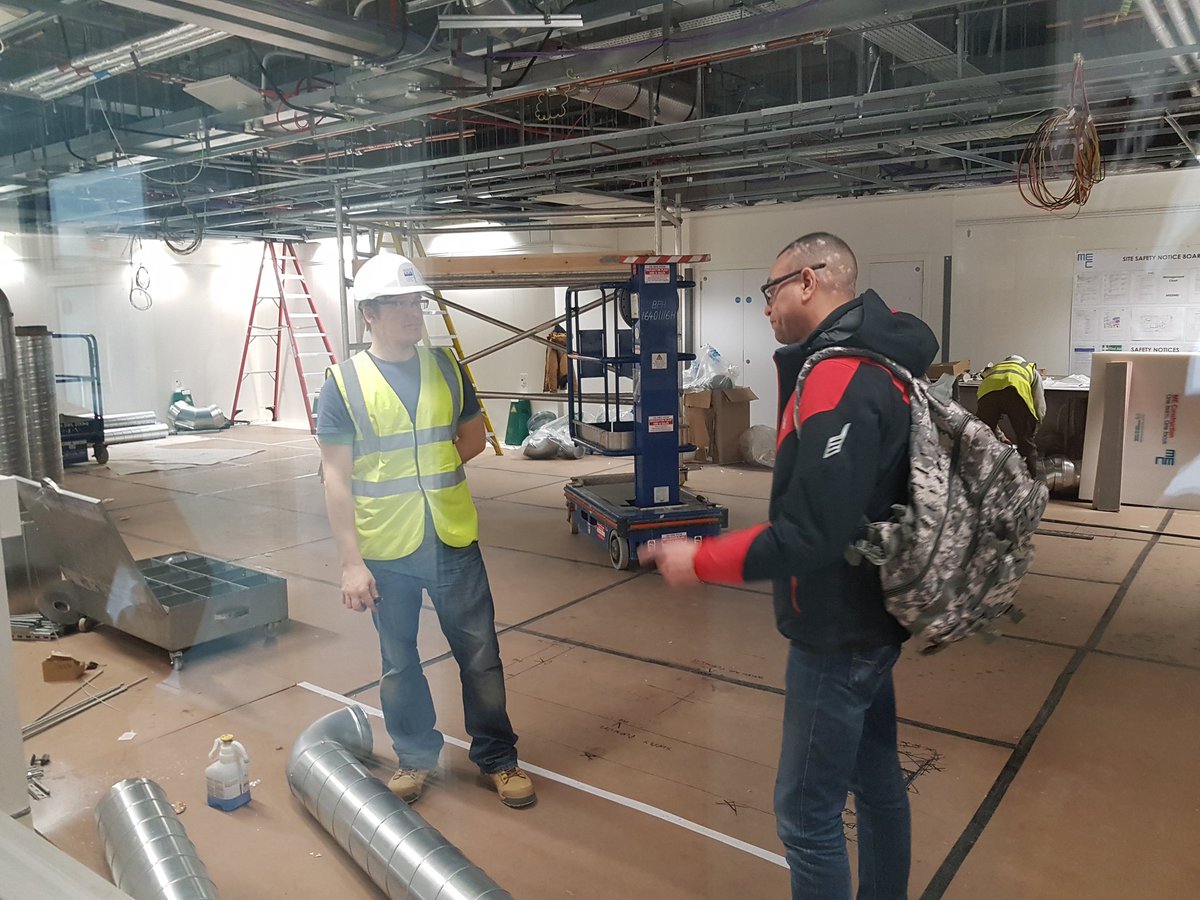 BartsBlood's tweet photo. Through the looking glass 👀 what's happening in the #bloodsciences department @RoyalLondonHosp @rezamirza74 @gresham20nicole @CSS_BH This space will be ready mid-March 👩🏽‍🔬👨🏻‍🔬👨🏽‍🔬👩🏼‍🔬👩🏻‍🔬👨‍🔬 #wecandoit https://t.co/bU5BYe8c5r