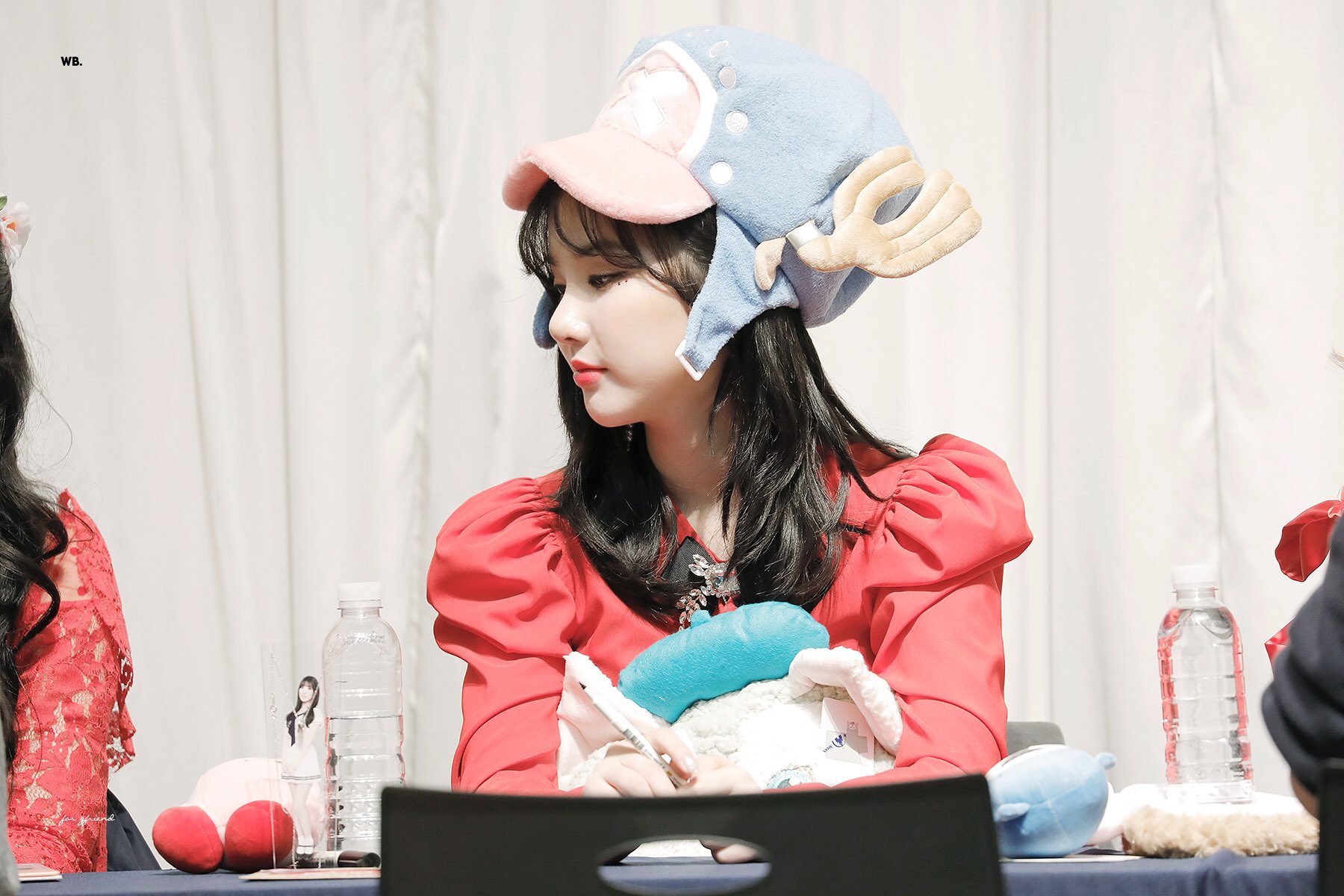 Dx6mlTYUwAQu4fL.jpg:large