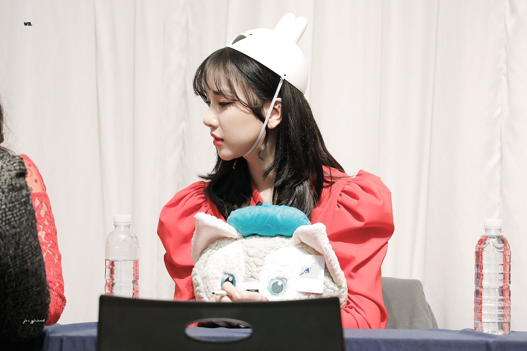 Dx6mlV1UwAANkr0.jpg:large