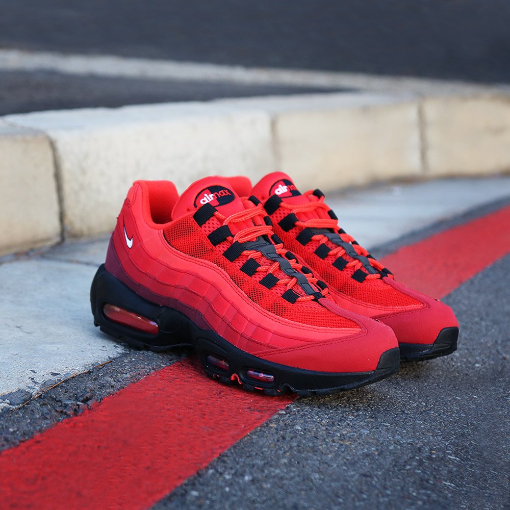 Mula Género fax SHELFLIFE.CO.ZA on Twitter: "The Nike Air Max 95 OG - Habanero Red/Black- White is available at our CPT, JHB and online store. Shop now:  https://t.co/C8VGYLtWe2 https://t.co/XN19tHZTUt" / Twitter
