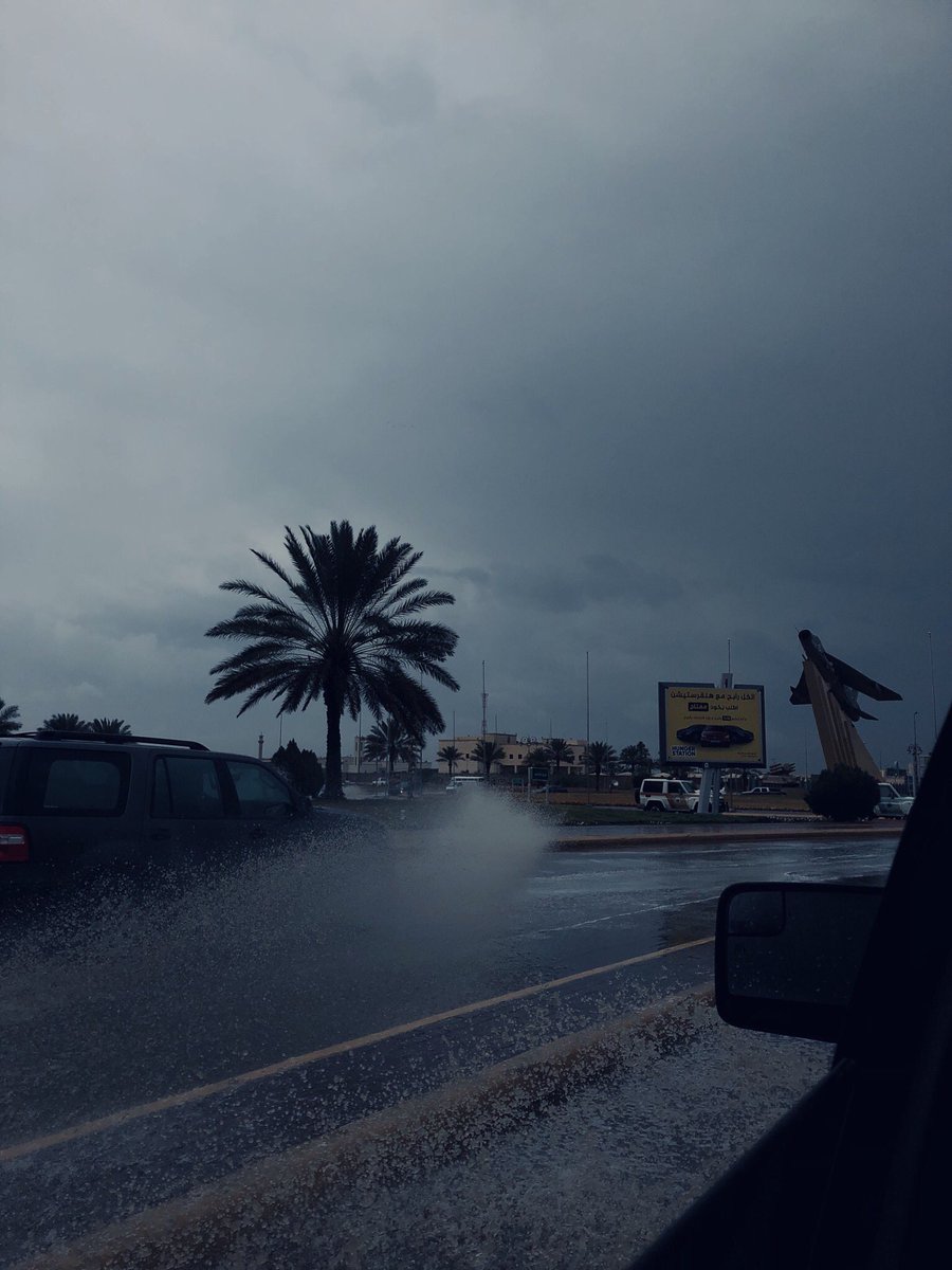 9Talktome's tweet photo. #امطار_تبوك
ياآسحابه ��وق عشقي هلي ورعدي 
من البوادي الى ضبا سيلي كل وادي https://t.co/g9P6DKF0aX