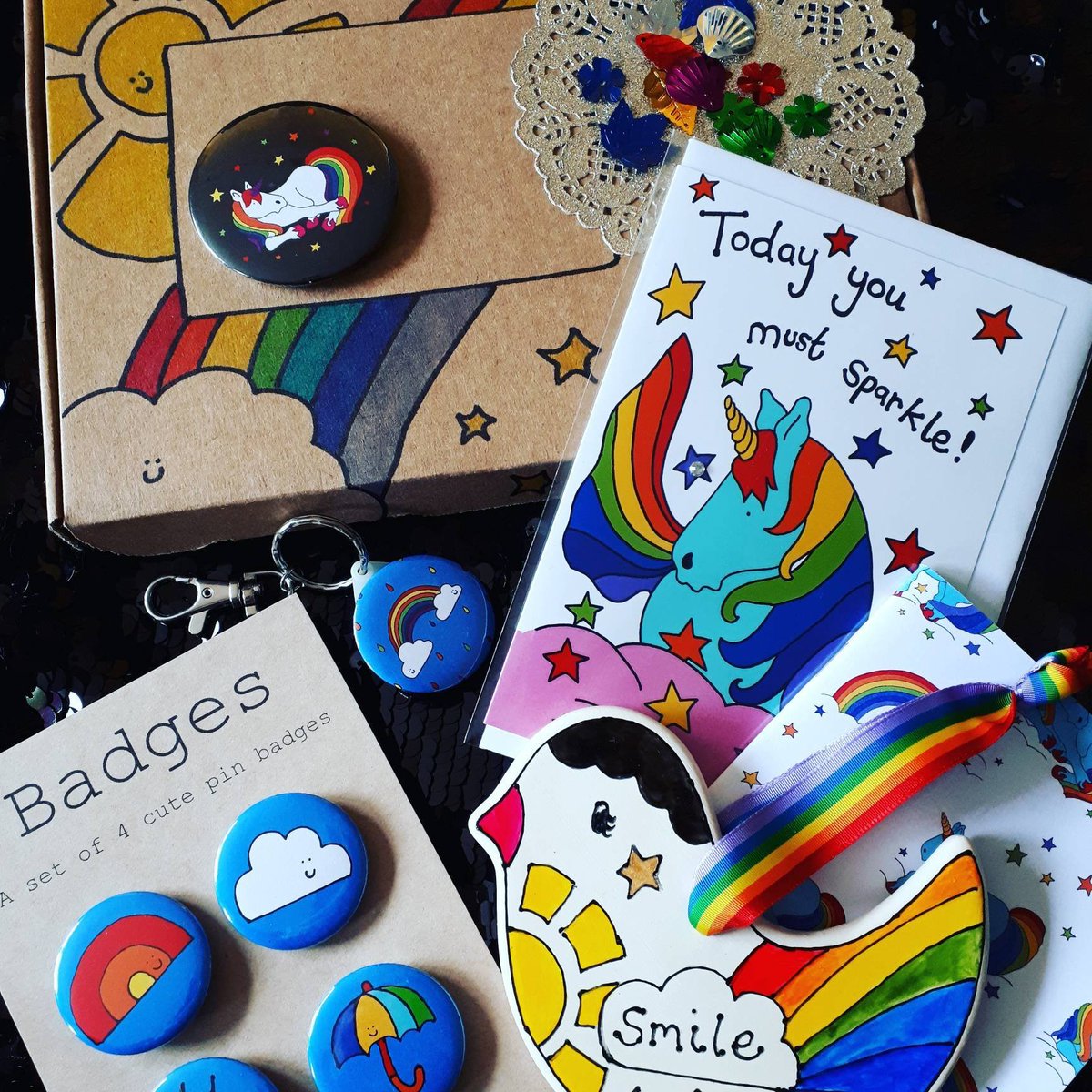 Scattyartist's tweet photo. Excited to share the latest addition to my #etsy shop: Rainbow box smile happy post Limited Edition mail box Only 50  #housewares #homedecor #rainbowbox #happymailbox #rainbowbird #smile #rainbowgiftbox #limitededition #gaypride https://t.co/vYG49kZyne https://t.co/wgYCTCTMZf