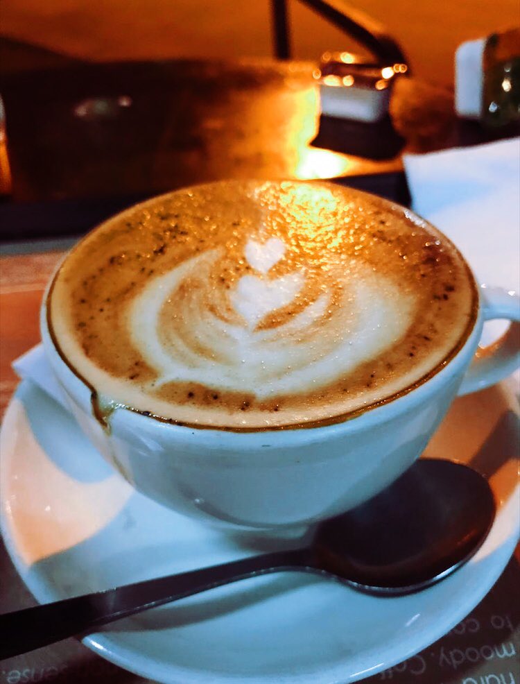 YoungModeOn's tweet photo. Coffee Bro ☕️
•
•
#CoffeePlease #coffeebro #coffeetime #youngeneration #modeon #photography #with #iphone6 #iphone7plus #twitterphotography #McDonalds #lippokarawaci #tangerang #NatGeoPhotography #fotografer #photoediting #pictsart #afterlight #VSCO #generationmodeon https://t.co/BzT3wSzddo
