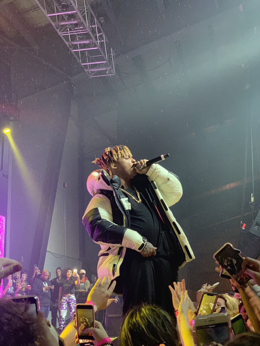 ___sherm___'s tweet photo. 01.26.19 https://t.co/AUnd0yj0LA