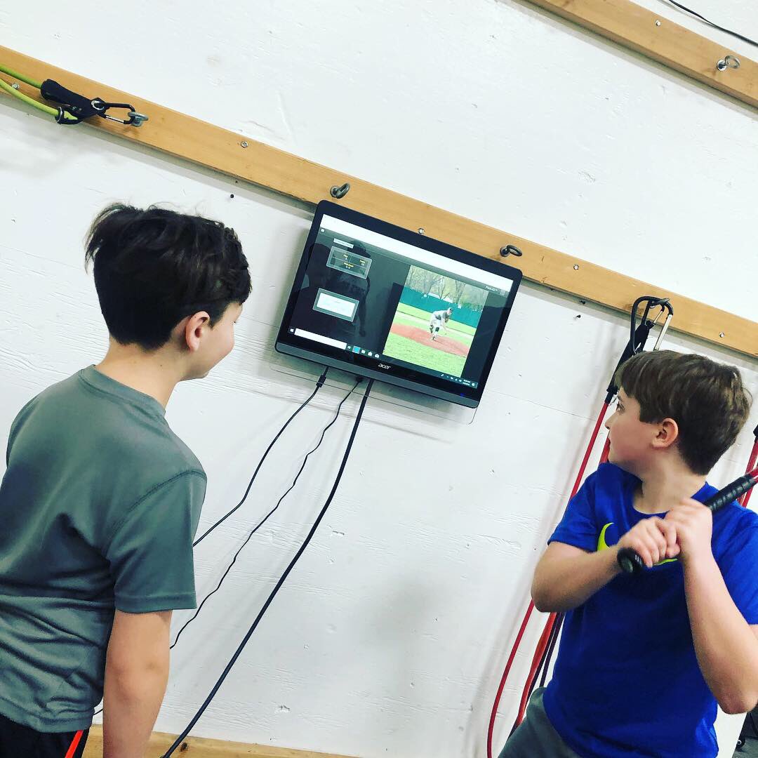 CoachAMendoza's tweet image. The youngins getting the @GameSenseSports work in! New touch screen installed in the facility, #LetsGo #DevelopingAthletes #CreatingCharacter