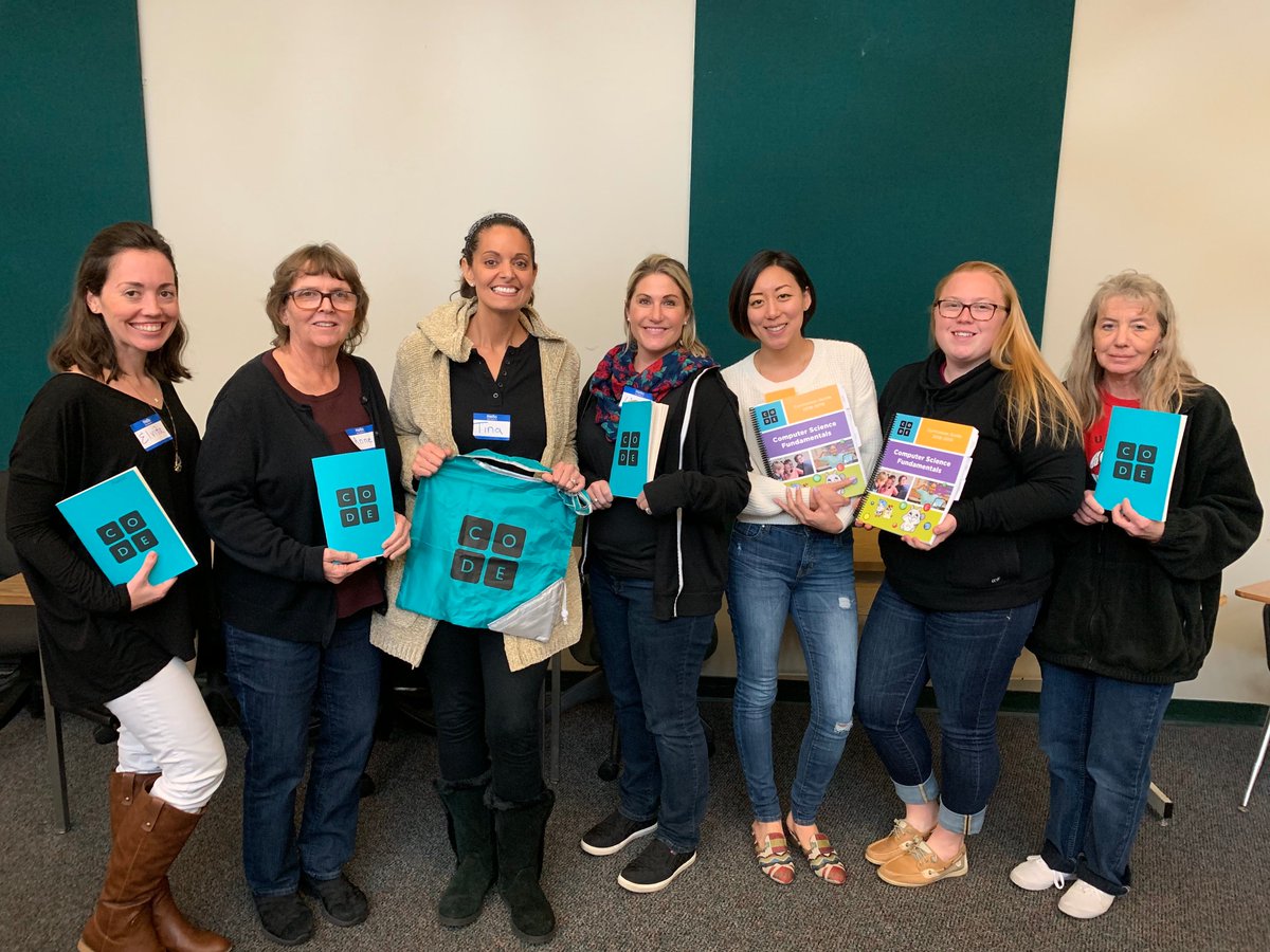 EPetersFL's tweet photo. This group of @my_pcs and @HillsboroughSch teachers are ready to teach computer science in their classrooms! Having fun with #unplugged and #plugged CS lessons! Thanks @USouthFlorida for hosting our @codeorg @tampabaySTEM workshop!  #HCPSTeach #CodeorgPD https://t.co/JRT5EjDSOC