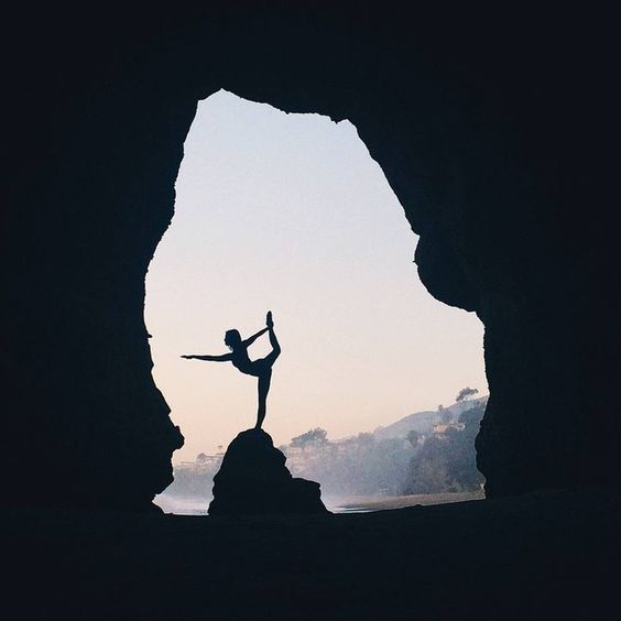 #yogaeveryday from Monday to Sunday ✨ 

#yoga #yogastudio #yogawear #activewear #paris #yogaflow #outfit #yogaclass #hotyoga