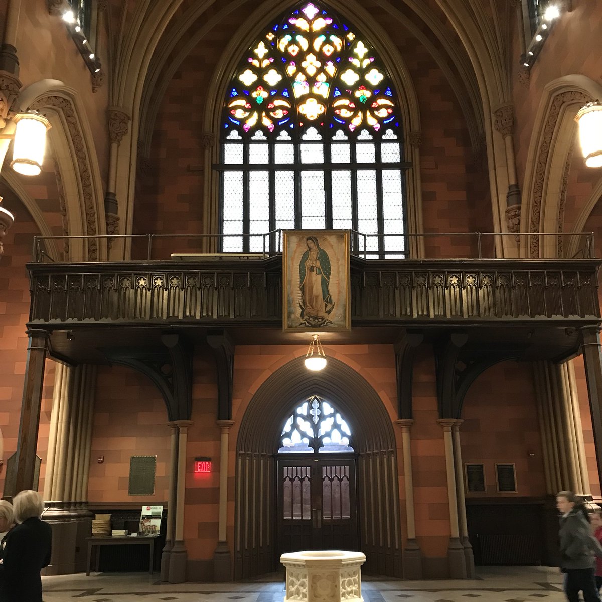 RCDASchools's tweet photo. At the breathtaking Cathedral of the Immaculate Conception in #Albany for the liturgy that kicks off Catholic Schools Week. #CSW19 #ManyGiftsCatholicEd @AlbanyDiocese @RCDASupt #rcdaschools #CatholicEducation https://t.co/ijweiyx9LT