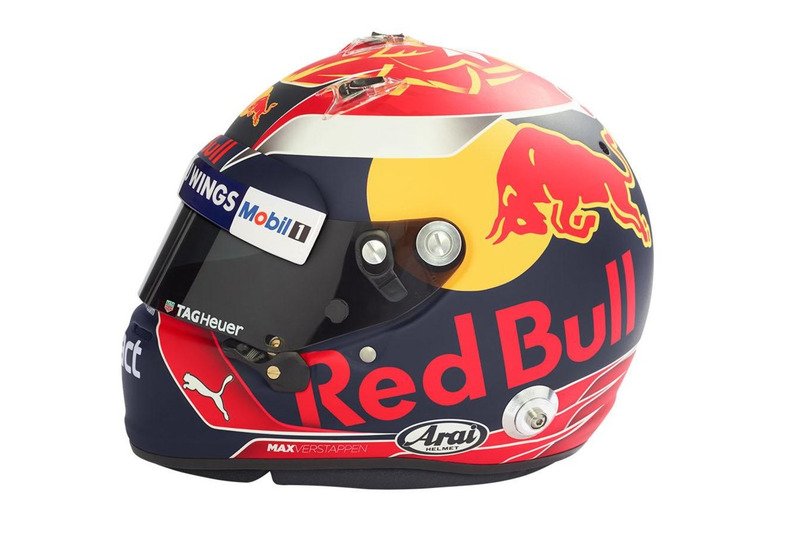 The Red Bull/Toro Rosso drivers have a tough time of this. Without looking at the fine writing with their names, can you instinctively tell which of these belongs to Daniil Kvyat, Max Verstappen, Jean-Éric Vergne and Daniel Ricciardo?