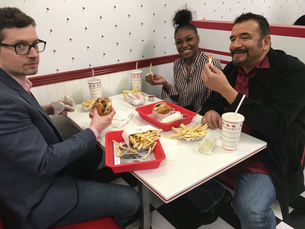 TNkkraft's tweet image. No matter the time, place or pre-meal, my team loves @inandoutburger #Vegastyle! #friesplease