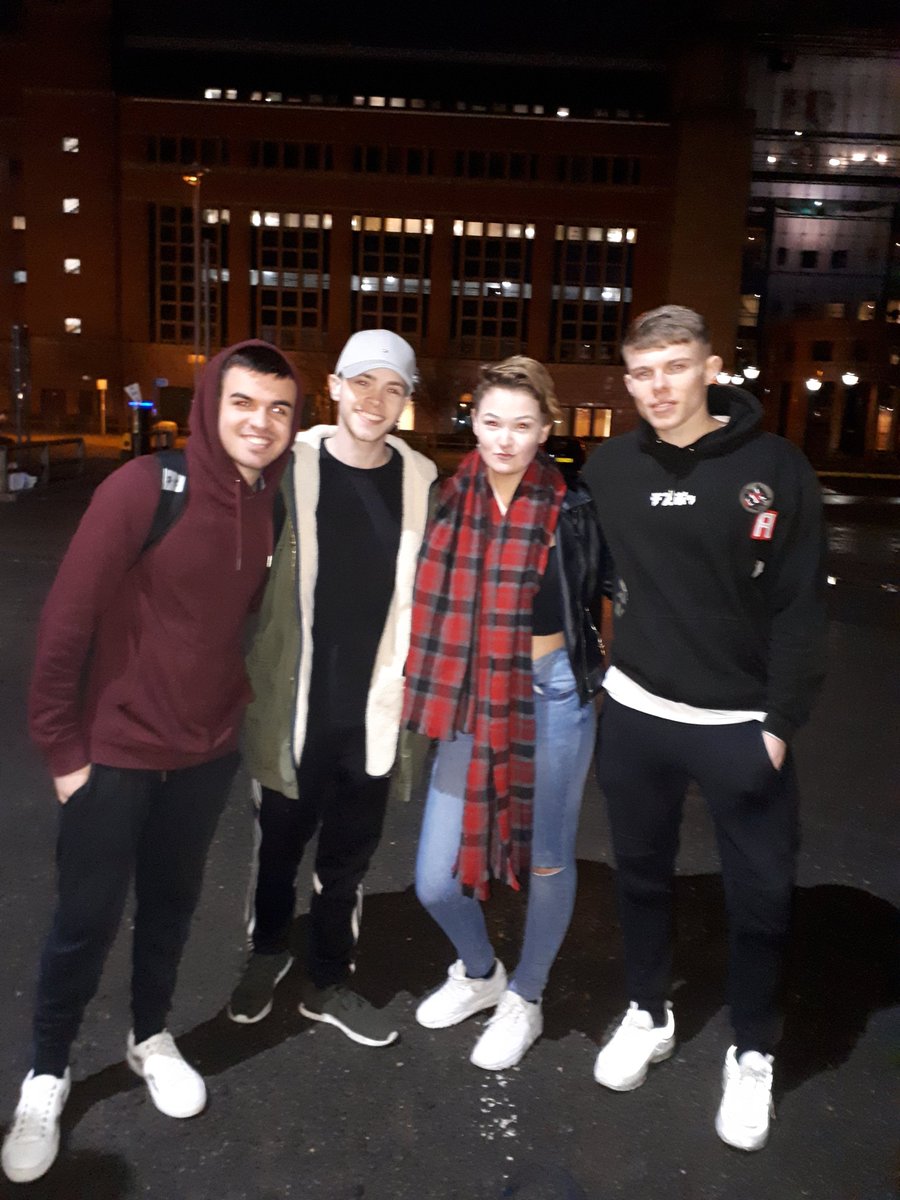 laurftlewis's tweet photo. was reunited with my fave people yesterday and I'm so so proud of you all !! bring on the battles 😄 get following the gram sonny n joel 🙄 Laurenp0113😚 love ya hunssss
@NXTGENOFFICIAL @joelhealey_ @SonnyHardman_ @ciangleeson_ https://t.co/O5F7Pbne74