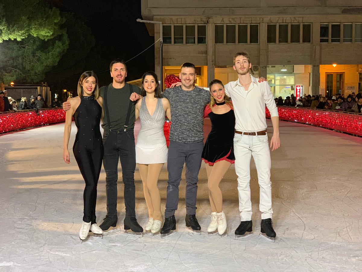 Ieri pomeriggio show a Pescara!!! <a href="/IceShow_Italy/">Ghiaccio Spettacolo</a> <a href="/Abruzzo_Eventi/">Abruzzo Eventi</a> <a href="/alice/">alice</a>