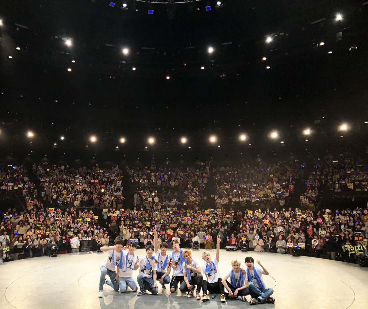 [#FOR_UNME]

도쿄에서의 콘서트도 무사히 마쳤습니다👏
오늘도 유앤미의 응원에 너무 행복한 하루를 보냈습니다😊

유앤미 덕분에 오늘이 가장 기억에 남을 하루가 됐어요👍
유앤미도 어느때보다 행복한 날로 기억되길 바랍니다♥

오늘도 내일도 항상 #고맙고_고마워

#유앤비 #UNB #유앤미 #UNME