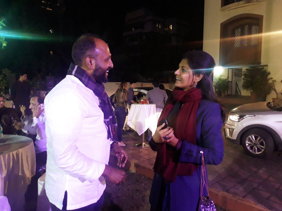 mathewmantony's tweet photo. What a conversation @nanditadas. Made up for the lack of time for conversations during #NetizensForDemocracy & had a good time on the eve of #RepublicDay . Thank you @JhaSanjay @pallavijha https://t.co/imlZp2slIh
