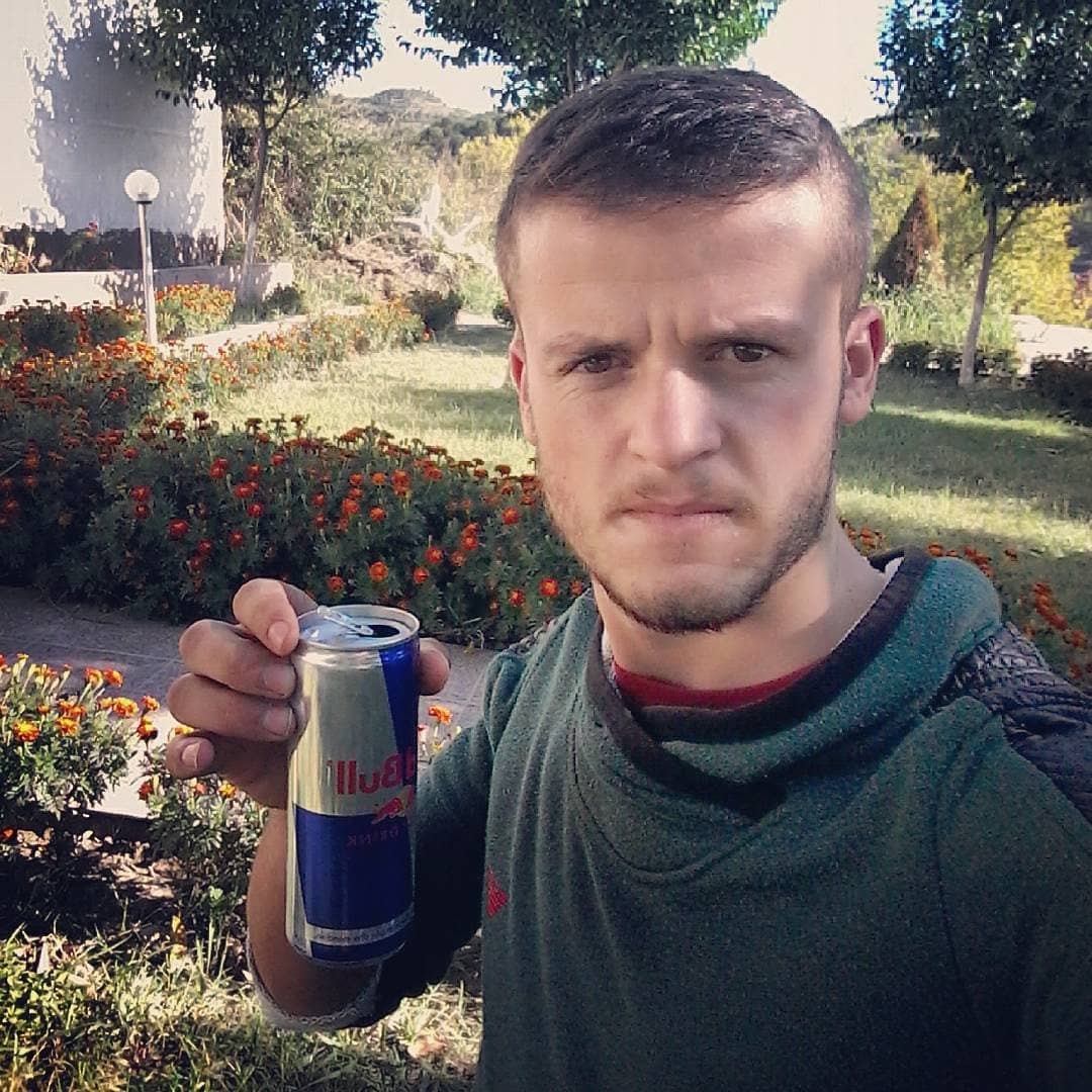 idjotimekal's tweet image. Përshëndetje