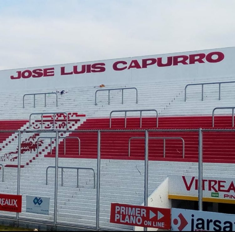 PMoronSur's tweet photo. Así están quedando las tribunas del Nuevo Francisco Urbano. 🐔🏟 https://t.co/EC47G7J8rX
