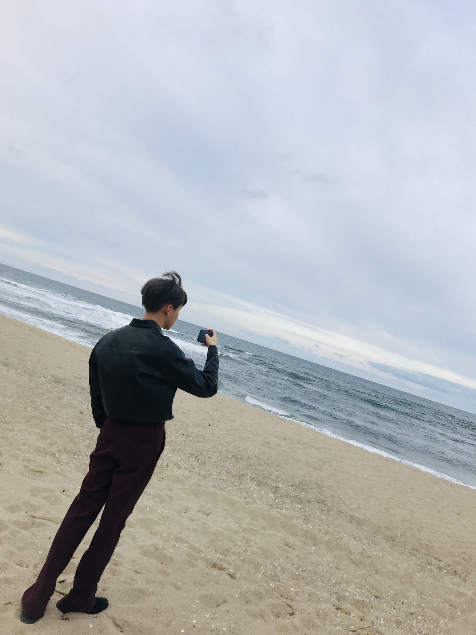 Twitter 上的 爆イケすぎてほんとイケメンすぎて後ろ姿しぬ ﾟ W ﾟ 脚長いし首元横顔最高すぎて泣いてる T Co Kv7ub3eedi Twitter