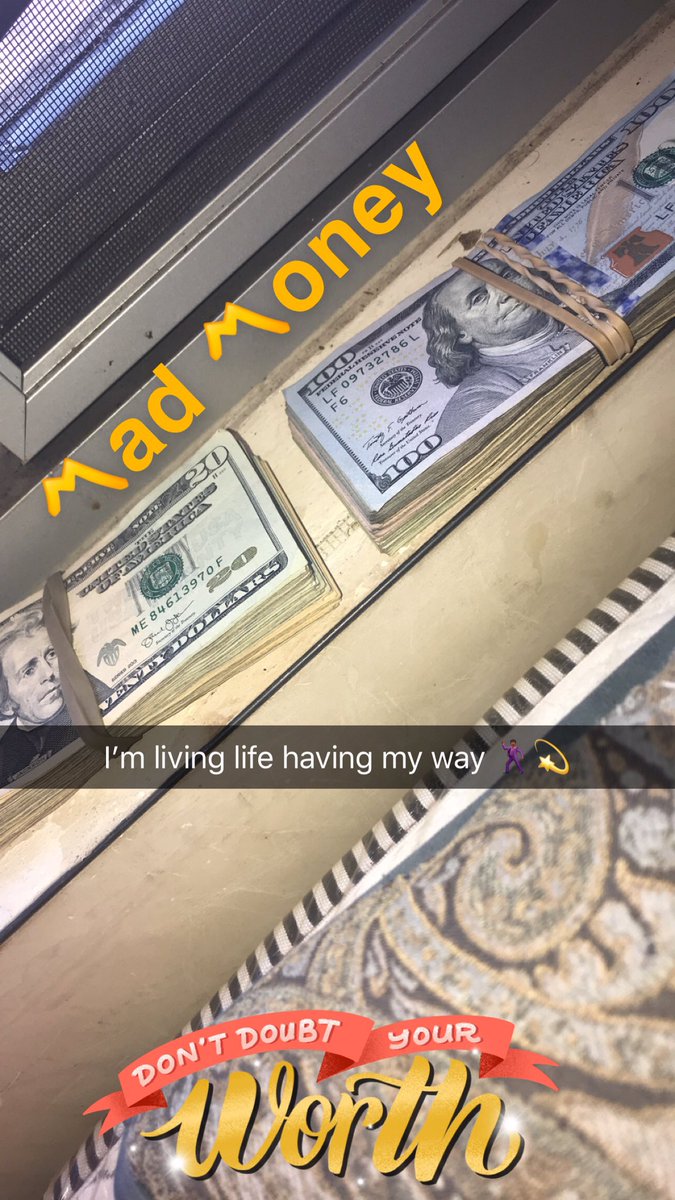 StreetMoneyPook's tweet photo. Sunday fun day 🤷🏾‍♂️ https://t.co/xrhsRhScf3