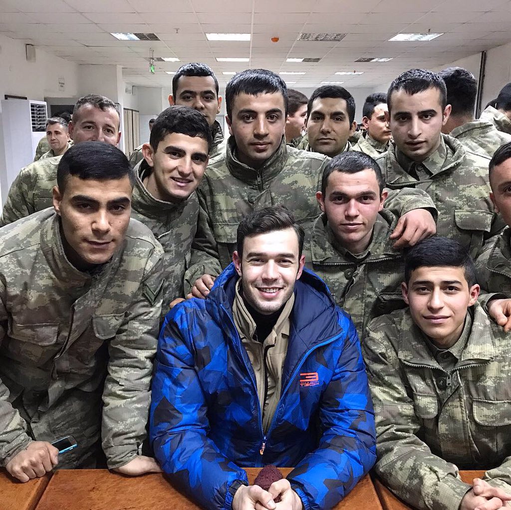 aytacsasmaz's tweet photo. Ne mutlu sizleri görebilmek,ne mutlu sizlerle bu anlara birebirebir şahit olabilmek,
Ne Mutlu Türk’üm Diyene!
Hakkari-yüksekova https://t.co/ZbhanYg7o6