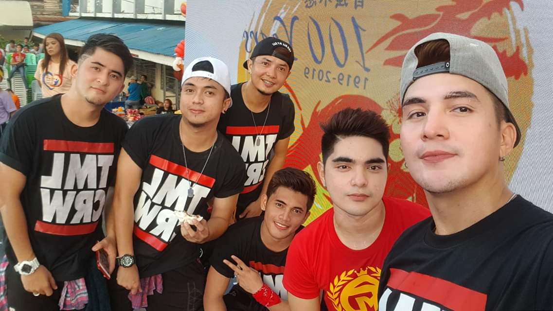 Kramer0421's tweet photo. 6males @zambaonga!!
#tmlcrew
#kramer
#ryan
#paulo
#jay
#reysan
#toto
#togodbetheglory https://t.co/yLj9MtfI7i