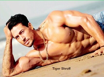 officialtiger__'s tweet photo. #NewProfilePic
When @iTIGERSHROFF #prowled on #beach !
.
@TeamTIGERSHROFF @AyeshaShroff @DabbooRatnani
Follow @officialtiger__ https://t.co/SE3G4pQY2f