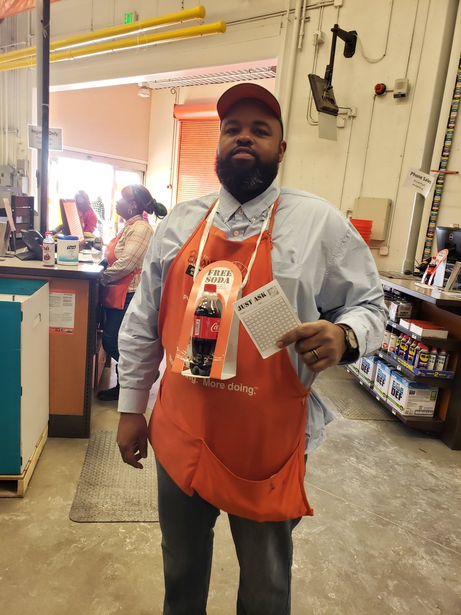 1SheilaSmith's tweet photo. There's no stopping 4912, we are doing more, please ask every customers about credit. https://t.co/PIpky2Shd5