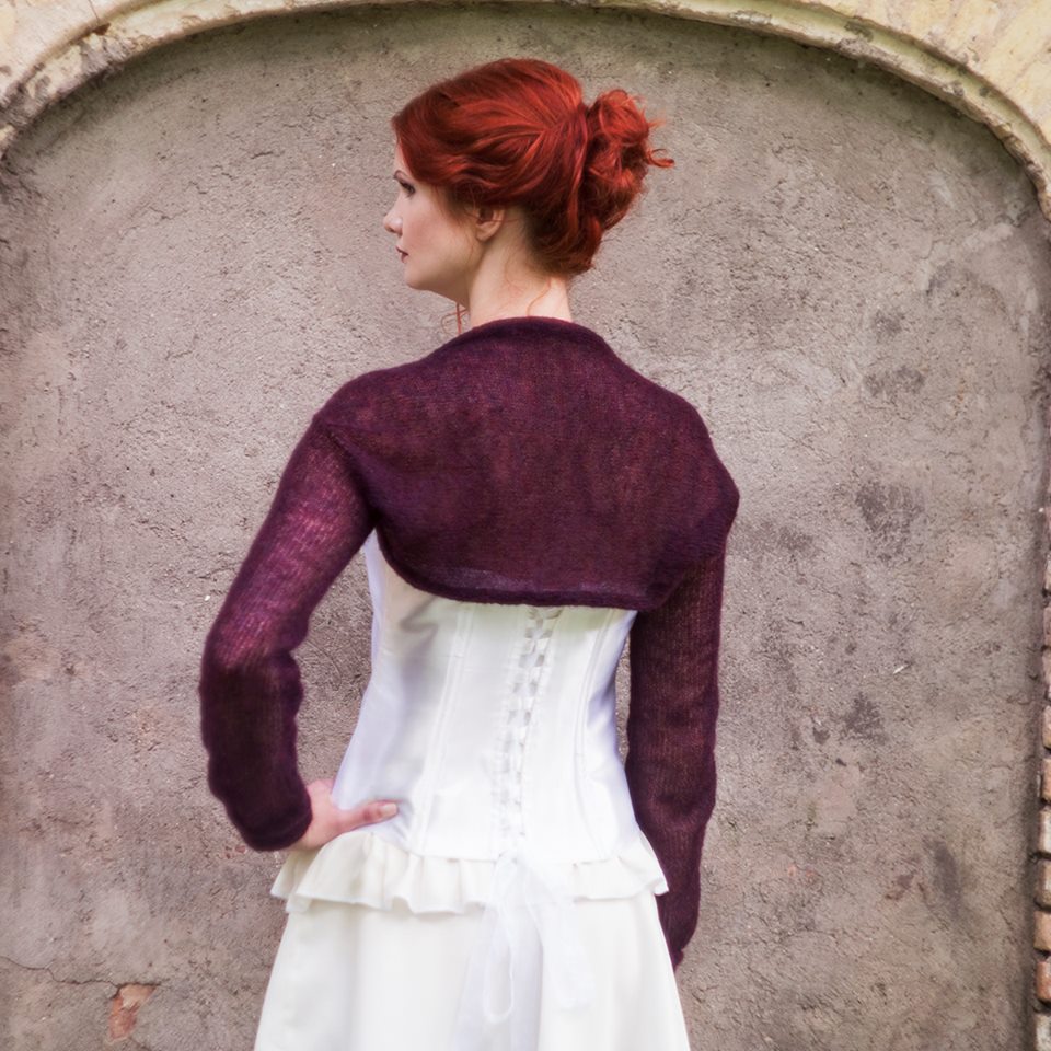 SuperSoftKnits's tweet photo. #Wedding #shrug #Bridesmaids #bolero  #dress #coverup #longsleeve #mohair #silk #burgundy #violet #knit #handmade #Weddingshrugs #boleros #giftforher
https://t.co/aGA7qRGpcd @etsy https://t.co/XshiIQqqFx