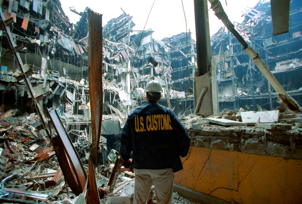 I should add that miraculously no one was killed in the  #WTC6 explosion because all 800 workers in the building were evacuated within 12 minutes of the first plane striking the North Tower (which caused a lot of debris to rain down on the roof of WTC6). http://911research.wtc7.net/wtc/attack/wtc6.html