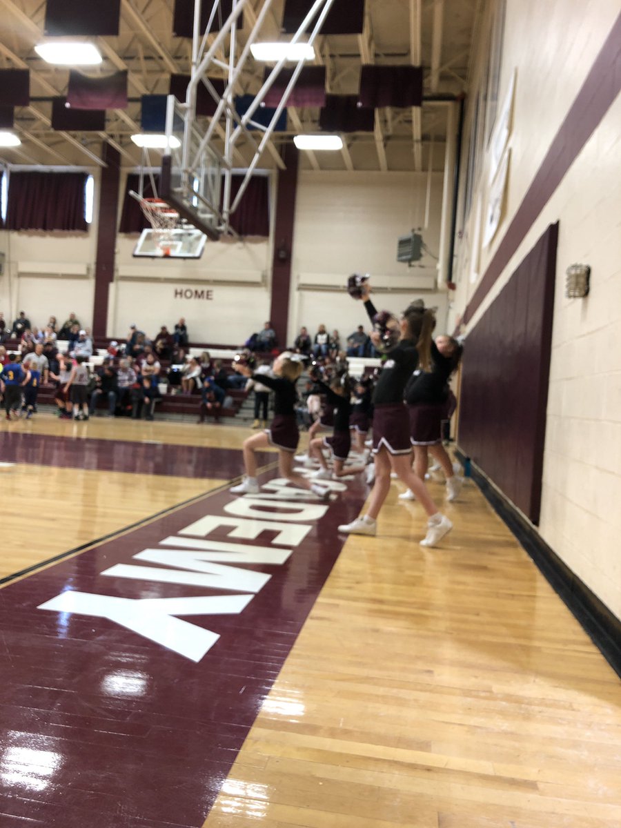 cmcgary1's tweet photo. Another full day of #youthbasketball #youthcheer teams @foxcroftacademy #futureponies https://t.co/mEC9fLASpa