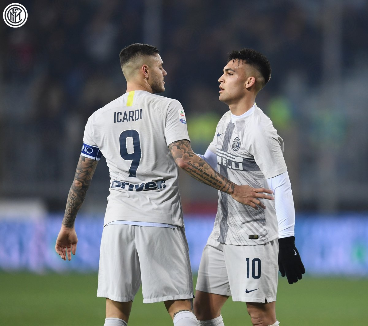 Inter_es's tweet photo. ¡Lo pedían y aquí lo tienen! 
¡Mauro y Lautaro van juntos de arranque hoy! 🇦🇷🔥

#InterResponde https://t.co/TqXeMGILa7