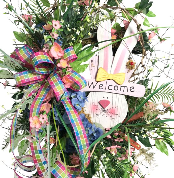 Ladybug wreaths has some brand new spring wreaths for sale on Etsy! 
****** ALL WREATHS IN MY ETSY SHOP NOW HAVE FREE SHIPPING IN THE US!!! ******
You will love this spring wreath with cherry blossoms and delicate blooms, and you will especially love th...
etsy.me/2sMujPF
